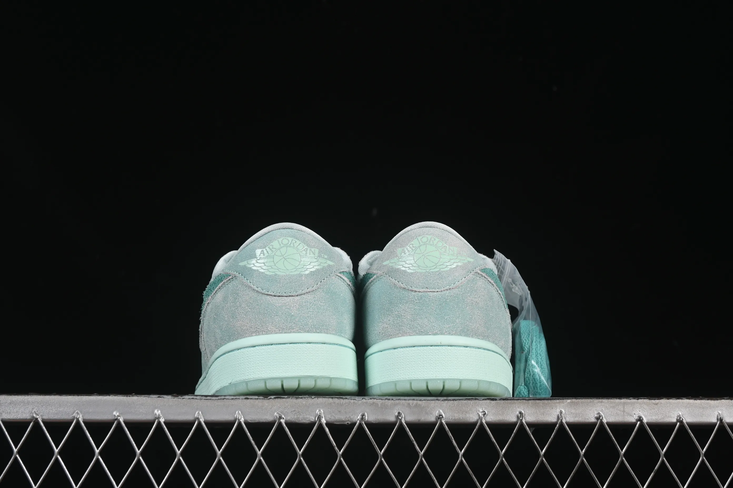 All categories Air Jordan Jordan series basketball shoes Air Jordan 1 Low Air Jordan 1 Low "Washed Teal" AJ1 Joe 1 ice mint low-top cultural casual sneakers HQ8111-300